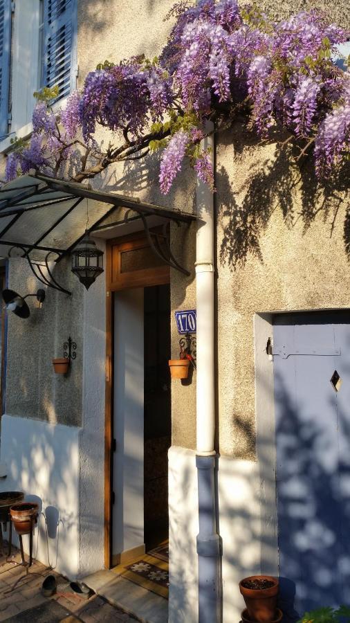 Clos St Joseph Oullins Εξωτερικό φωτογραφία